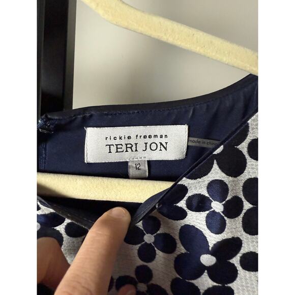 Rickie Freeman for Teri Jon Floral Navy Dress Size 12 - Picture 5 of 8